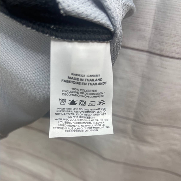 Nike Strike 2 Grey Soccer Jersey Women’s Size Small (CW3555-012) - Picture 9 of 10